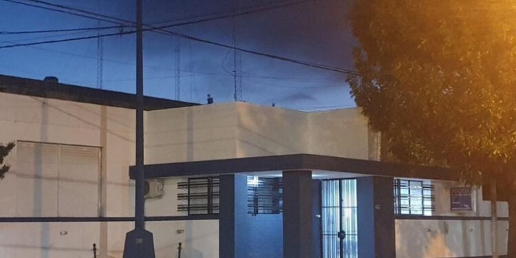 Robo en la zona rural de Totoras: se llevaron dos camionetas y elementos de valor