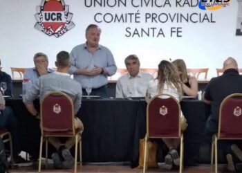 Unidos propone que la Convención Reformadora sesione a partir de JULIO del 2025 en un marco de absoluta AUSTERIDAD