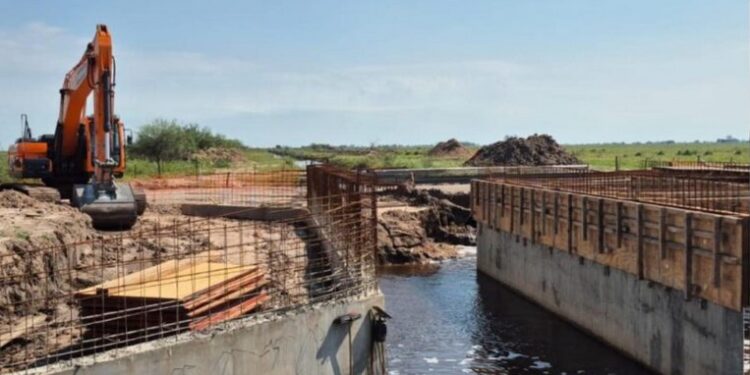 Canal Irigoyen: la obra provincial de reacondicionamiento superó el 70%