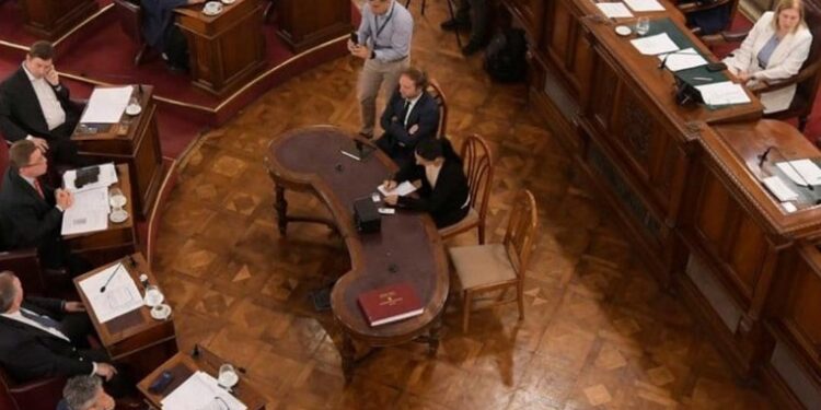 LA LISTA COMPLETA DE CONSTITUCIONALES PROVINCIALES