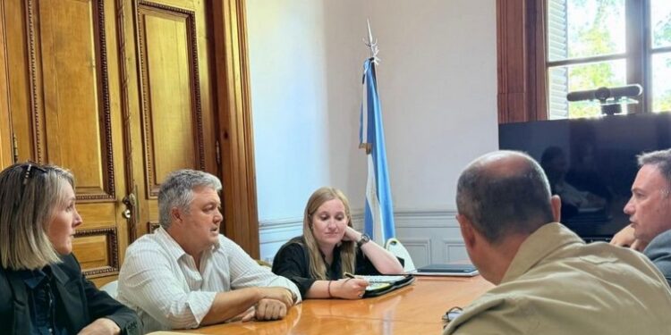 San Genaro: La Municipalidad realiza gestiones de infraestructura en la Provincia