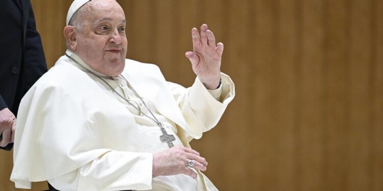 Tras el fallecimiento del papa Francisco este lunes, la Iglesia Católica convocó un cónclave para elegir a su sucesor.