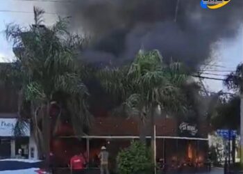 San Lorenzo: Se incendió la parrilla restaurante “La Picaña” en la esquina del Campo de la Gloria