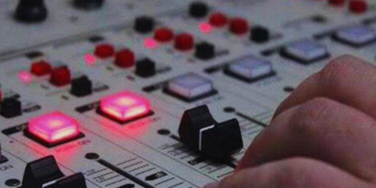 24 de mayo es el Día del Operador de Radio, el alma de las comunicaciones.