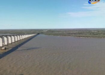 Buscan a tres pescadores rosarinos que desaparecieron en el río Paraná