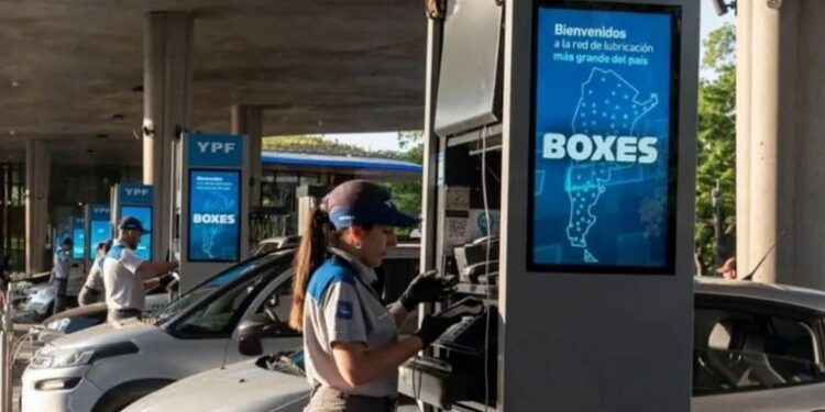 YPF BAJA UN 4% EL PRECIO DE LA NAFTA EN MAYO