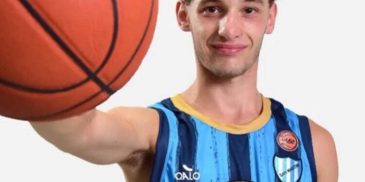 Bautista Rossetti, de San Martín de Marcos Juarez, convocado a la Preselección Nacional U16 de Básquet