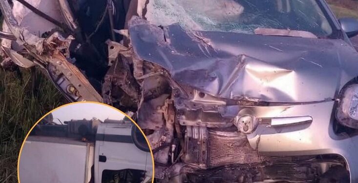 ATALIVA Un utilitario quedó “ruedas para arriba” tras un fuerte choque en Ruta Nacional 34