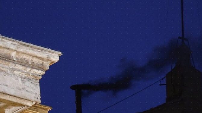 Terminó el primer día del cónclave y no hubo Papa