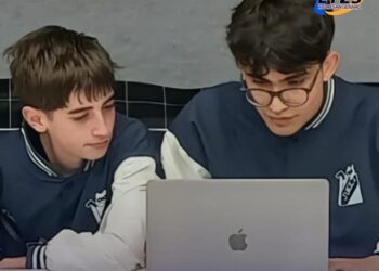 Rosario: Dos alumnos del Politécnico ganaron un premio por un diseño de videojuegos en China