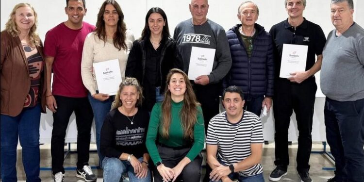 EL GOBIERNO PROVINCIAL, A TRAVÉS DEL PROGRAMA COPRODE, DESTINÓ MÁS DE 10 MILLONES DE PESOS A CLUBES DE GÁLVEZ