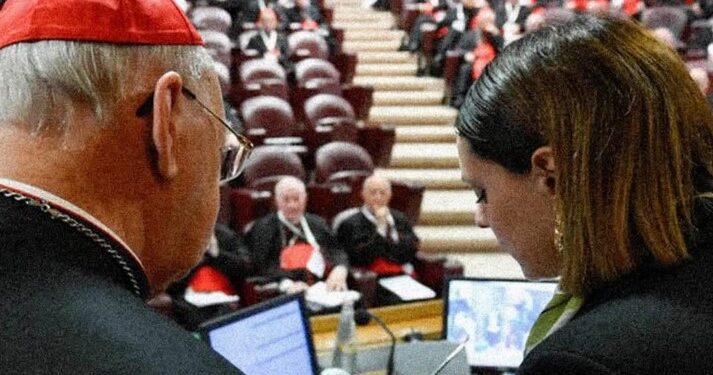 Juraron los funcionarios y oficiales del Cónclave que elegirá mañana al nuevo Papa