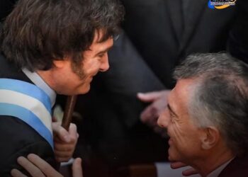 El presidente Javier Milei reveló que La Libertad Avanza y el PRO de Mauricio Macri unirán fuerzas para competir por la provincia de Buenos Aires, con José Luis Espert como su principal candidato.