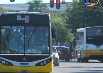 Paro de colectivos: la UTA amenaza con extenderlo por tiempo indeterminado