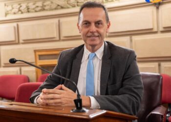 El senador Hugo Jesús Rasetto reafirmó su compromiso con la iniciativa “Ficha Limpia” y propone incorporarla en la nueva Constitución santafesina.