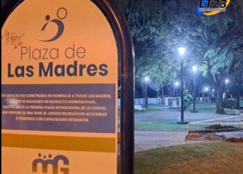 Gálvez avanza con la recuperación de espacios públicos: renovación integral en Plaza de las Madres
