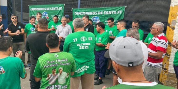 Reincorporaron a cuatro trabajadores despedidos en Tasa Logística tras tres meses de conflicto