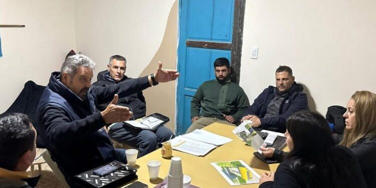 Coronda Reunión para avanzar en el proyecto del nuevo parador sobre Ruta Nacional N°11, a la altura del Tiro Federal