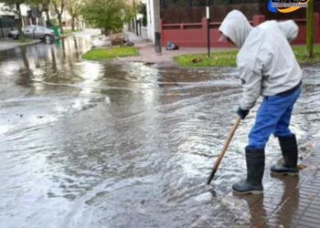 Rosario bajo un diluvio: más de 110 milímetros en 6 horas y un operativo reforzado para reparar daños