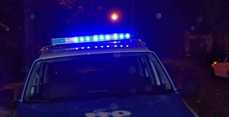 SE AUSENTARON DE SU CASA Y LES ROBARON UN SOBRE CON DINERO