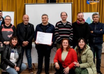 TIMBÚES HIZO ENTREGA DE 50 MILLONES DE PESOS COMO PARTE DEL FONDO DE ASISTENCIA EDUCATIVO (FAE)