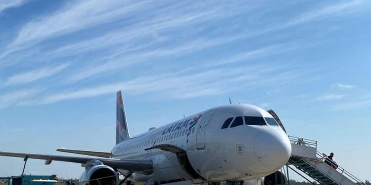 Después de seis años, vuelven los vuelos entre Rosario y San Pablo