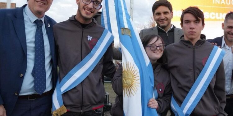 Arequito Pullaro inauguró el edificio de la Escuela de Educación Especial N° 2122*