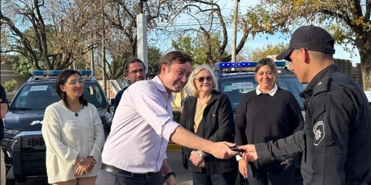 MAS SEGURIDAD PARA EL DEPARTAMENTO SAN MARTÍN: Con gestión de Esteban Motta llegan camionetas equipadas y nuevas herramientas para combatir el delito