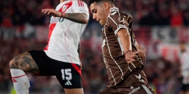 River quedó eliminado del Torneo Apertura tras perder por penales (4-2) frente a Platense en los cuartos de final.