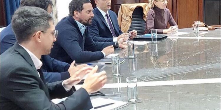 Provincia gestiona ante Nación medidas de protección de la industria por el ingreso de maquinaria usada