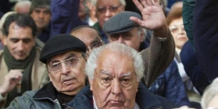 ANSES CONFIRMÓ UN AUMENTO DE JUBILACIONES Y PENSIONES FAMILIARES