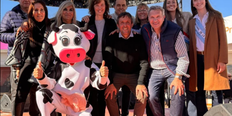 Iriondo presente en Agroactiva 2025: educación, producción y orgullo local.