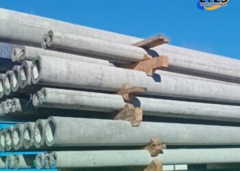 San Genaro: La Municipalidad recibió los postes destinados al tendido eléctrico pertenecientes al “Loteo Social”