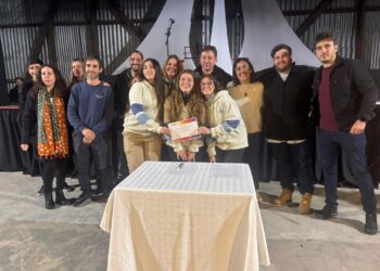 Esteban Motta estuvo presente en El Trébol en la entrega de los Premios «Eureka»