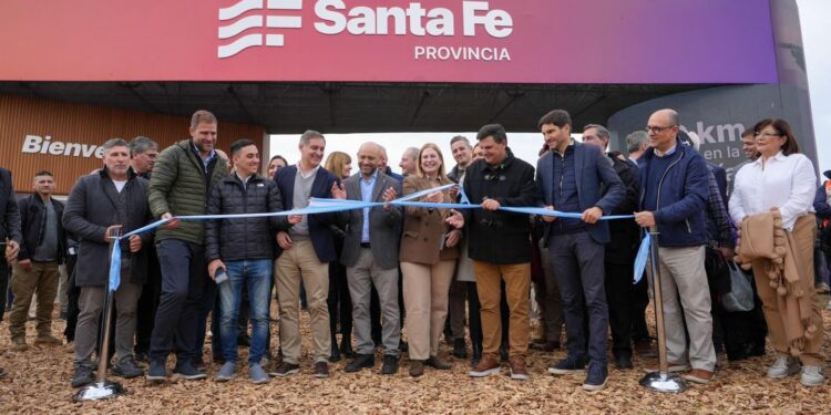 Pullaro: “Siempre vamos a defender al campo y la industria, porque es la forma que tiene el país para salir adelante”*