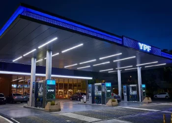 DESDE EL DOMINGO AUMENTA EL PRECIO DE LA NAFTA 1%