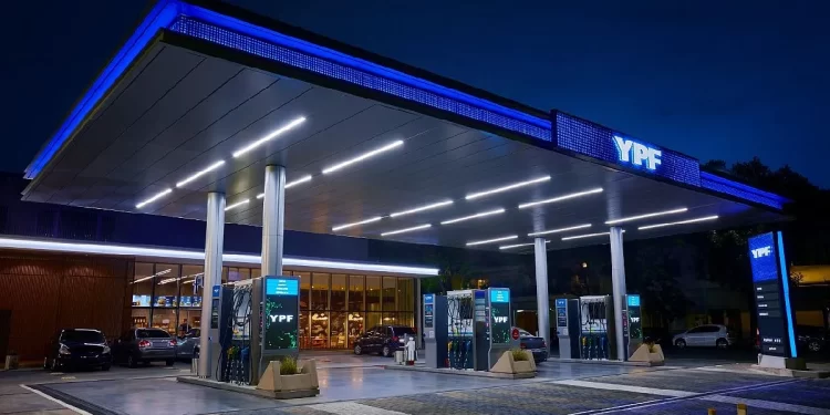 DESDE EL DOMINGO AUMENTA EL PRECIO DE LA NAFTA 1%