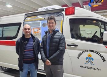 Galvez: Bomberos presentó este jueves, una nueva unidad marca Toyota que se incorpora a su flota de ambulancias.