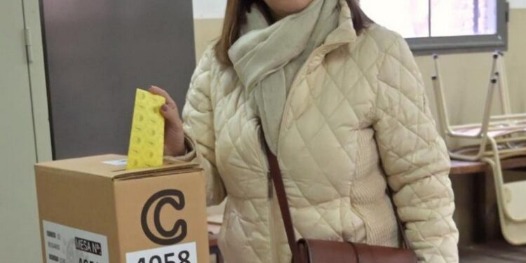 CLARA GARCÍA LLAMÓ A VOTAR Y REMARCÓ QUE “EN CADA ELECCIÓN SE JUEGA UN PROYECTO DE FUTURO”