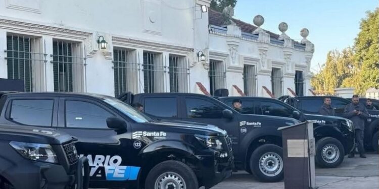 La Región: Entrega de unidades móviles al Servicio Penitenciario