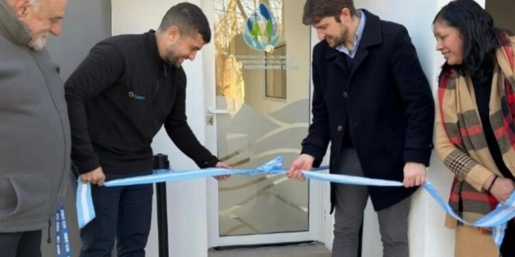 Clason INAUGURACIÓN DE LA NUEVA OFICINA DE LA COOPERATIVA «8 DE NOVIEMBRE»