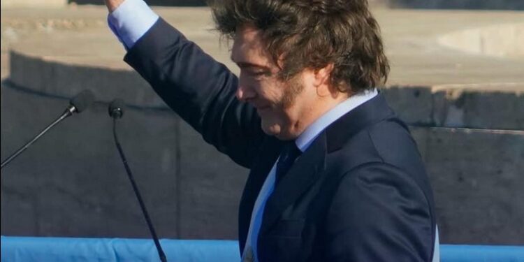 MILEI NO ESTARÁ EN ROSARIO EN EL DÍA DE LA BANDERA