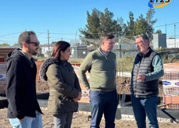 Esteban Motta y Natalia Sánchez supervisaron el avance del Jardín de Infantes Zona Sur en El Trébol
