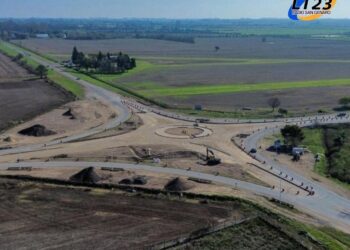 Galvez: Provincia avanza con la construcción de una nueva rotonda en el cruce de rutas provinciales N° 80 y 10