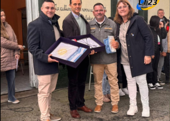 Se inauguró la escuela secundaria pública y gratuita de Oliveros.