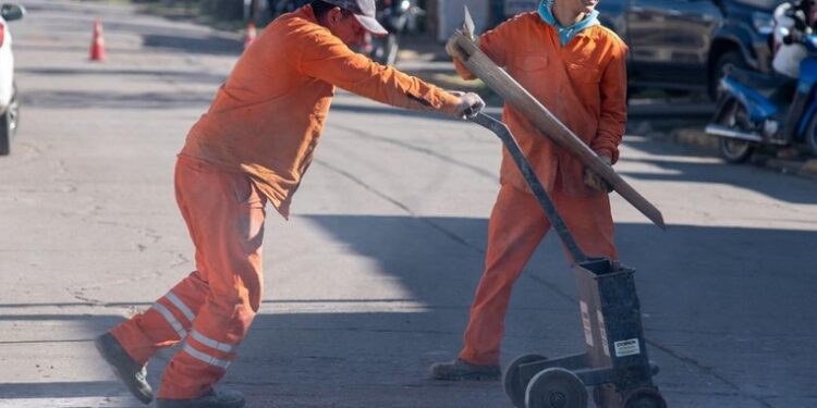 Timbúes SEÑALIZACIÓN HORIZONTAL: MÁS SEGURIDAD VIAL