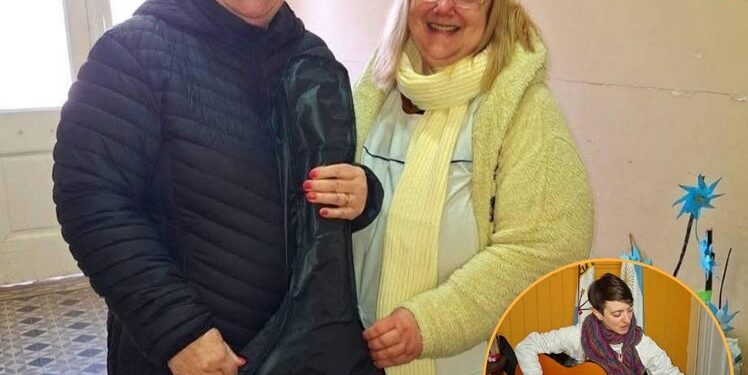 Cañada Rosquin: LEÓN GIECO DONÓ UNA DE SUS GUITARRAS A LA ESCUELA N° 266