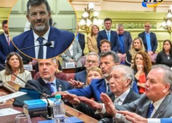 DIANA: «CON UN GRAN COMPROMISO ASUMIMOS HOY LE LABOR DE REFORMAR NUESTRA CONSTITUCIÓN PROVINCIAL DESPUÉS DE SEIS DÉCADAS»