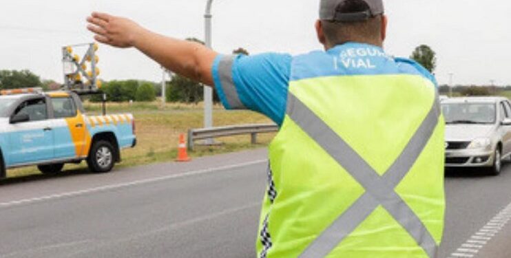 El Gobierno anunció la disolución de la Dirección Nacional de Vialidad y la Agencia Nacional de Seguridad Vial.
