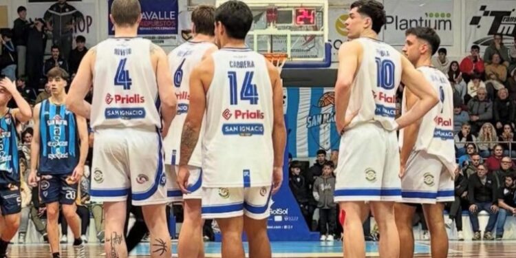 SANTA PAULA SE IMPUSO ANTE SAN MARTÍN Y ESTA ENTRE LOS CUATRO MEJORES DE LA LIGA FEDERAL